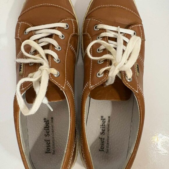 Josef Seibel Leather Sneakers – Tan Lace-Up – Made in Bulgaria Size 38 (7) - Picture 3 of 7